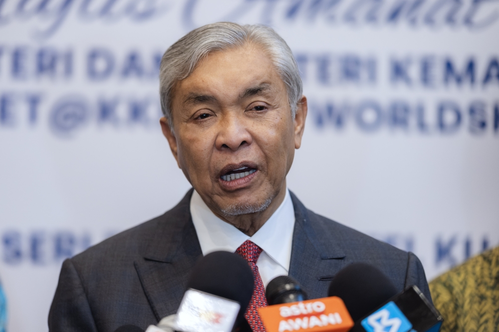 Zahid pledges fully sponsored Umrah trips for WorldSkills gold medalists from TVET programmes