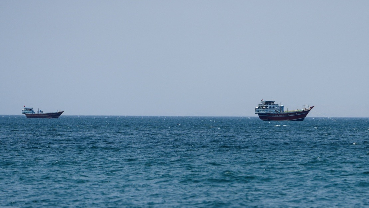 Iran's Top Security Official Demands US Concessions Before Reopening Strait of Hormuz