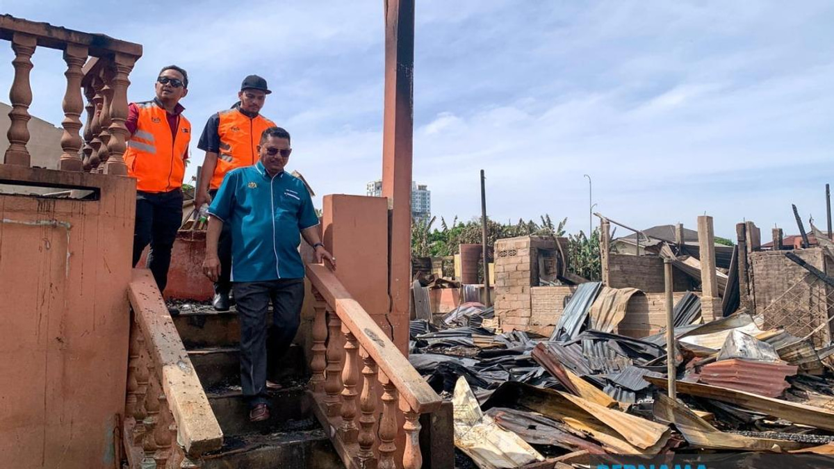 Kitchen Paper Burning Sparked Kampung Gok Kapur Blaze That Left 110 Homeless