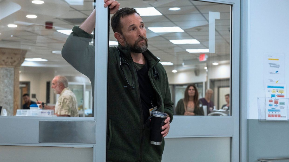 The Pitt and Hacks Lead Emmy Race as Streaming Giants Battle for Prestige