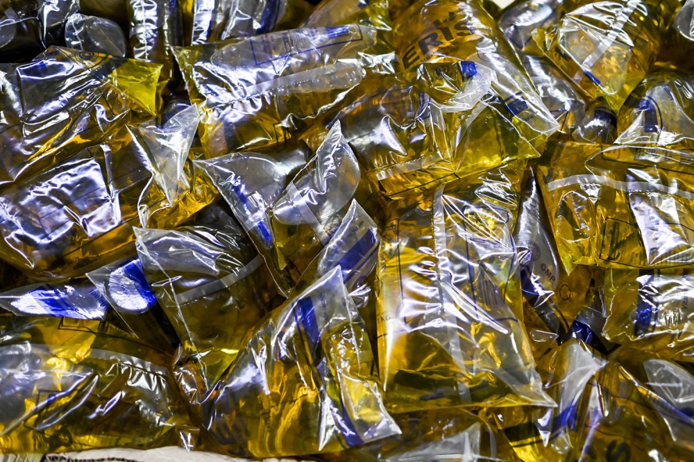 Six Charged Over Six-Tonne Cooking Oil Smuggling Operation
