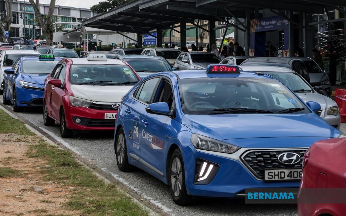 APAD Grants Taxi Drivers Flexibility Beyond Proton S70 Under Teksi MADANI Programme