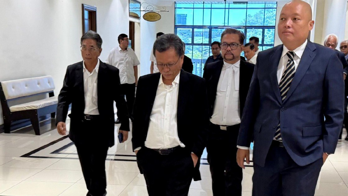 Shafie Pledges to Respect Court Decision on Contempt Conviction, Plans to Appeal