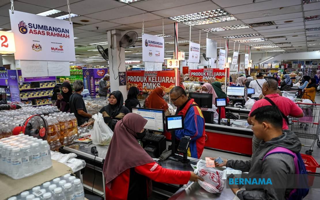 Government Exploring Boost to Cash Aid Schemes if Economy Permits, Says PM Anwar
