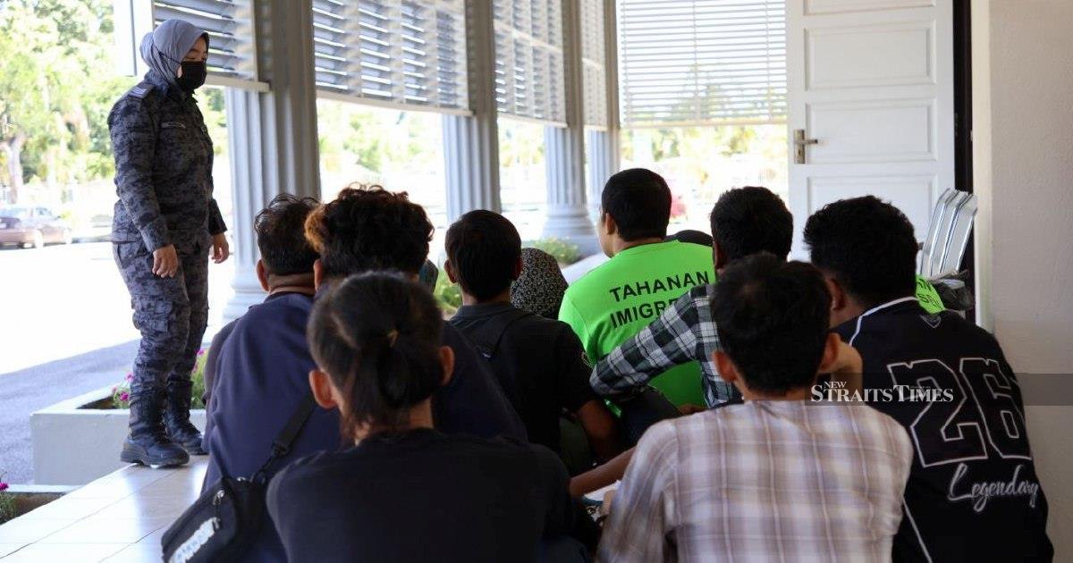 Ten Undocumented Migrants Charged in Kelantan for Overstaying and Illegal Entry