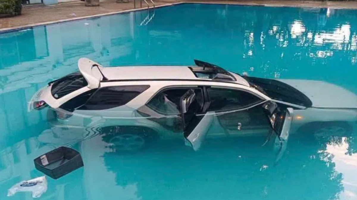 Condo Row Turns Calamity: Thai Man Drives SUV into University Pool Over US$775 Rent Dispute