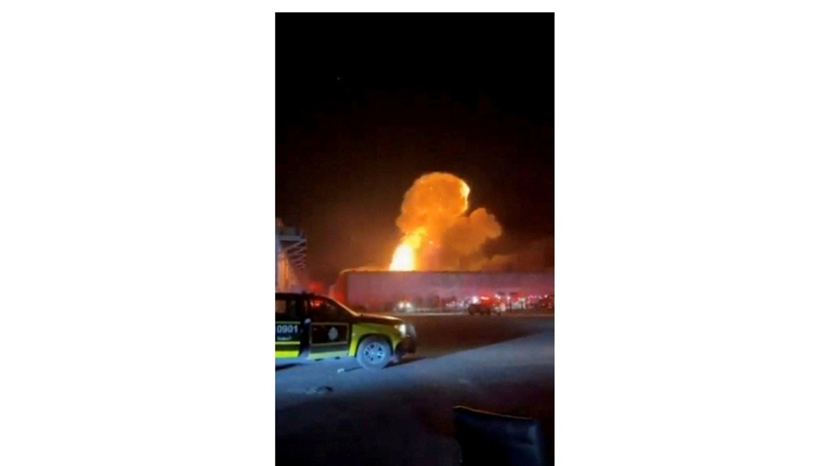Gulf States Issue Emergency Alerts as Kuwait Faces Missile and Drone Attacks