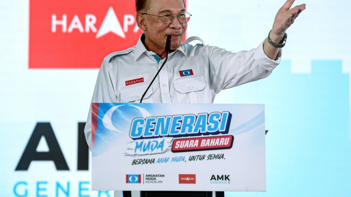 Anwar calls for generational shift as Malaysia moves beyond identity politics