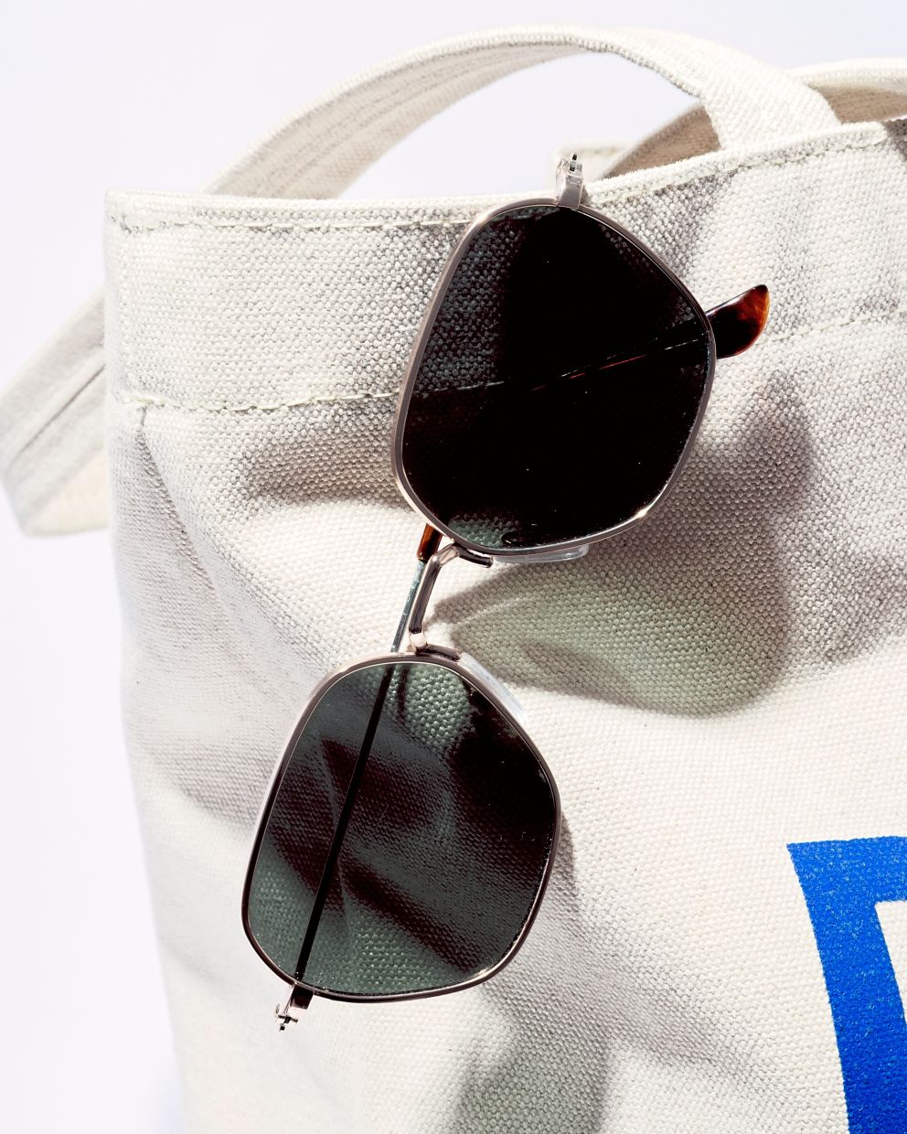 Do You Really Need Sunglasses Every Time You Step Outside? Eye Doctors Weigh In