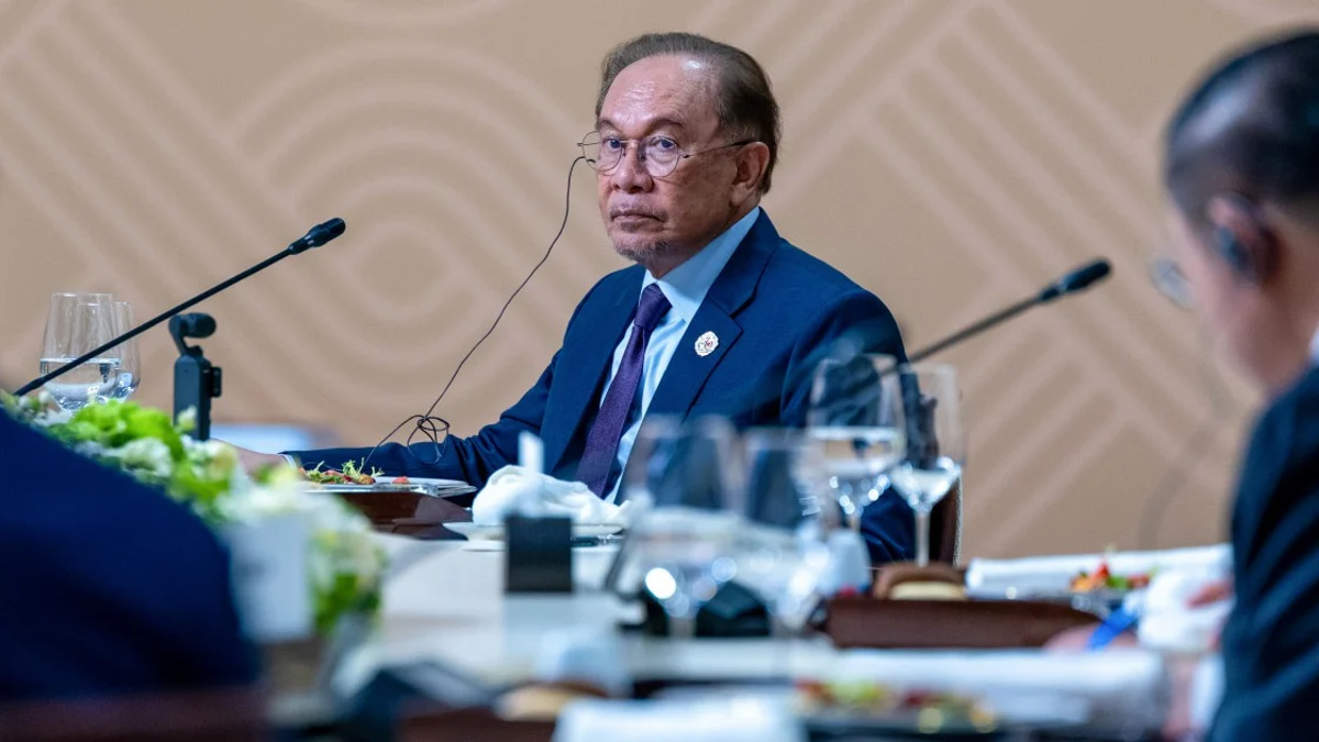 Developing nations will pursue alternatives if Europe treats them unjustly, warns Anwar