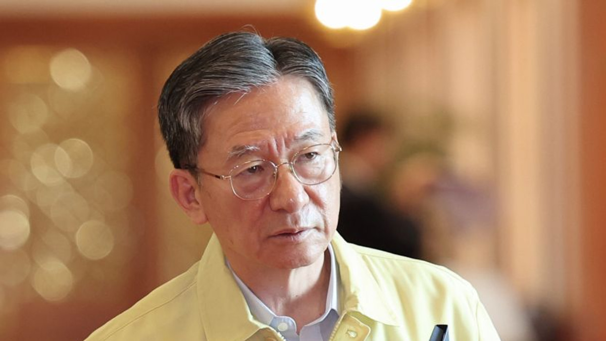 South Korea Justice Minister Resigns Over Prosecutors' Investigation Powers Dispute