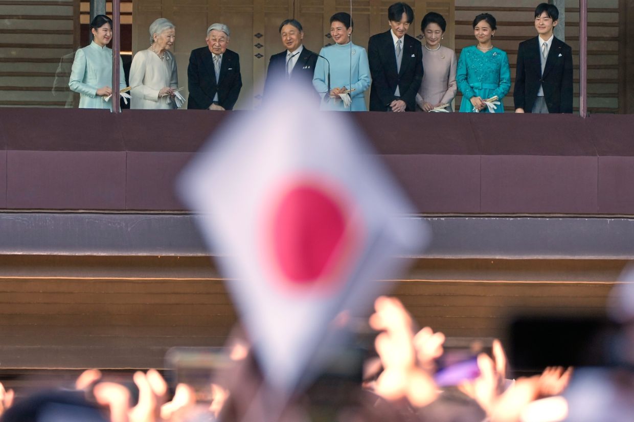 Japan Tweaks Succession Rules But Bars Women From Imperial Throne