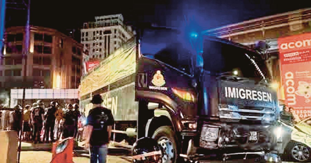 Two drivers remanded after Immigration lorry crash kills father and daughters on KL road