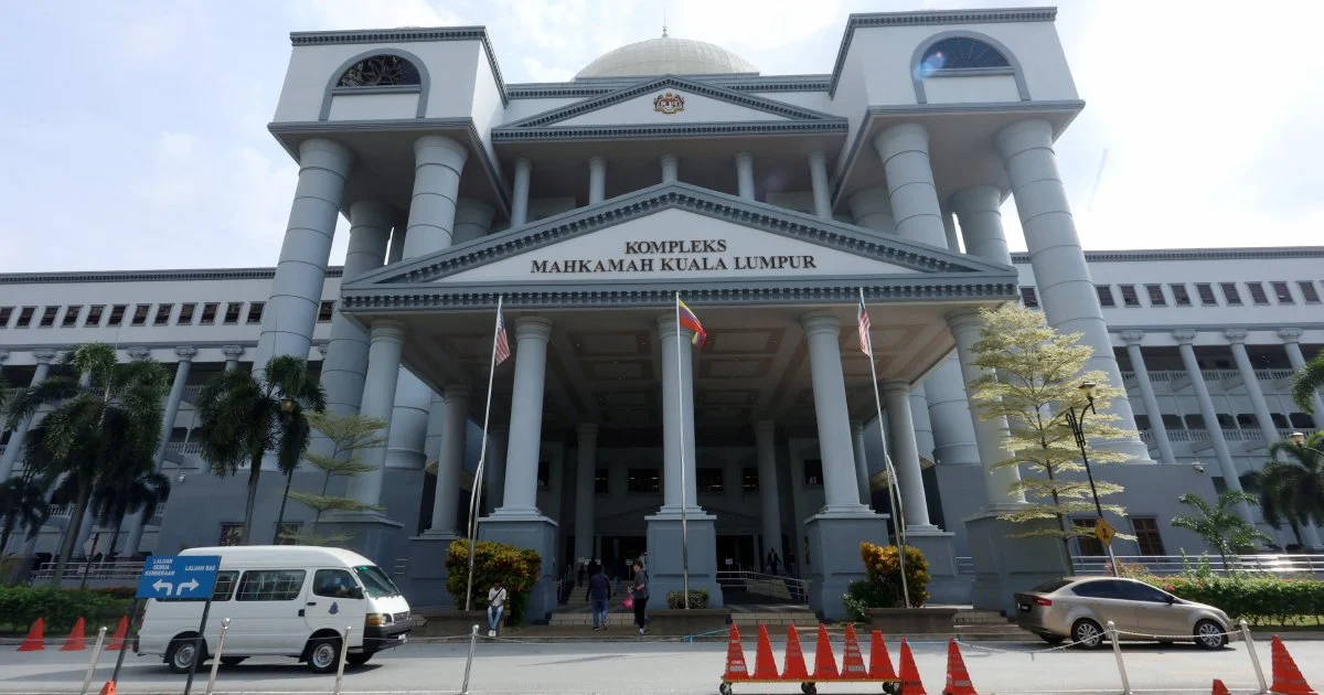 Statutory Body CEO Charged with Seven Graft Offences Involving RM1 Million in Sports Facility Bribes