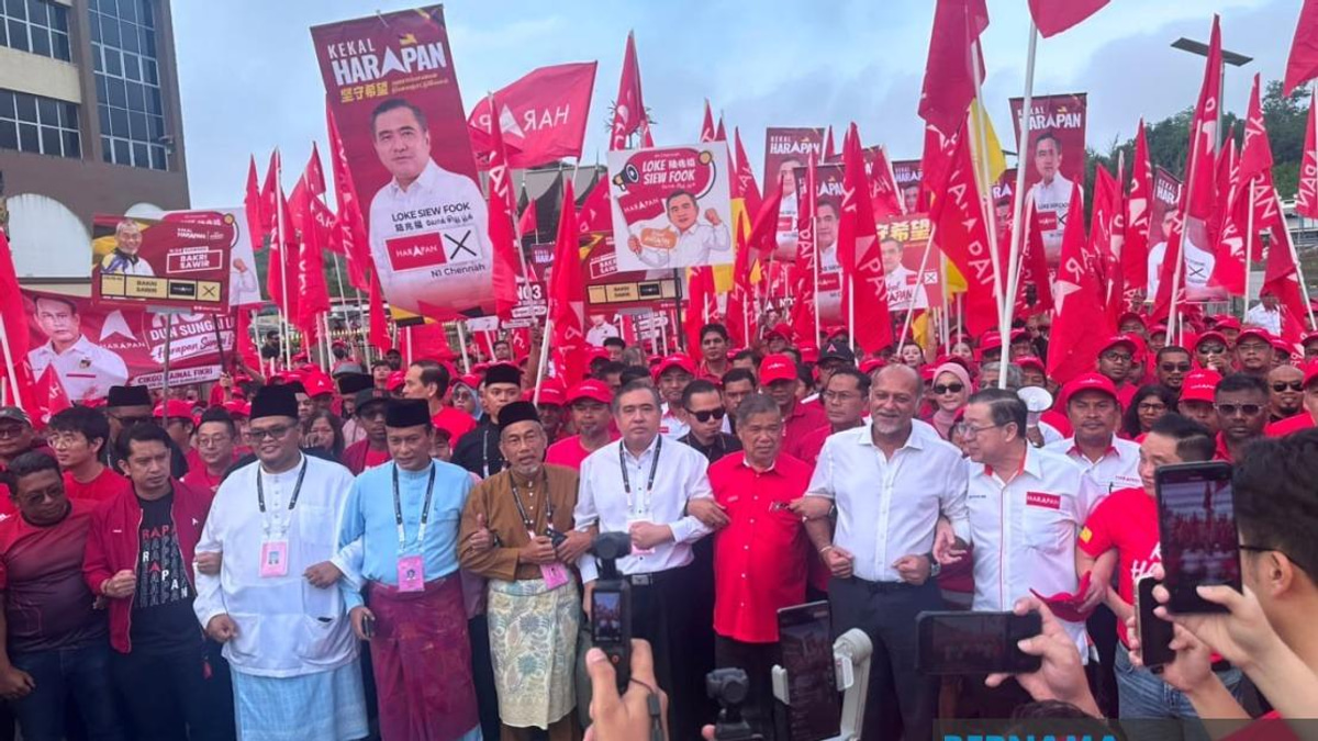 Senior Pakatan Harapan Leaders Rally Behind Candidates in Negeri Sembilan Nomination Drive