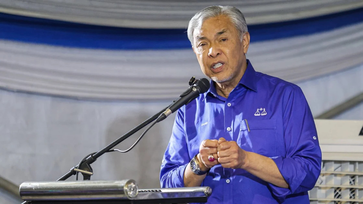High Court Postpones Bar Challenge to Zahid's Discharge Pending Federal Court Appeal