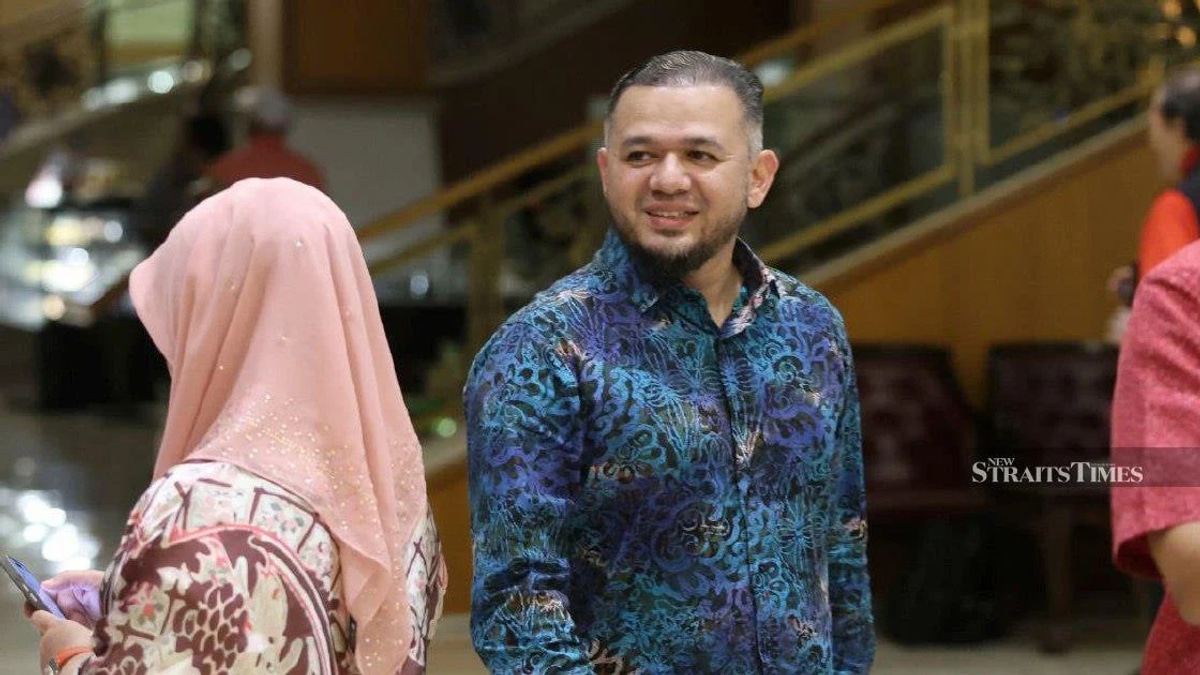 Court Orders Umno Leader Fathul Bari and Two Others to Repay RM492,480 After Stay Application Rejected