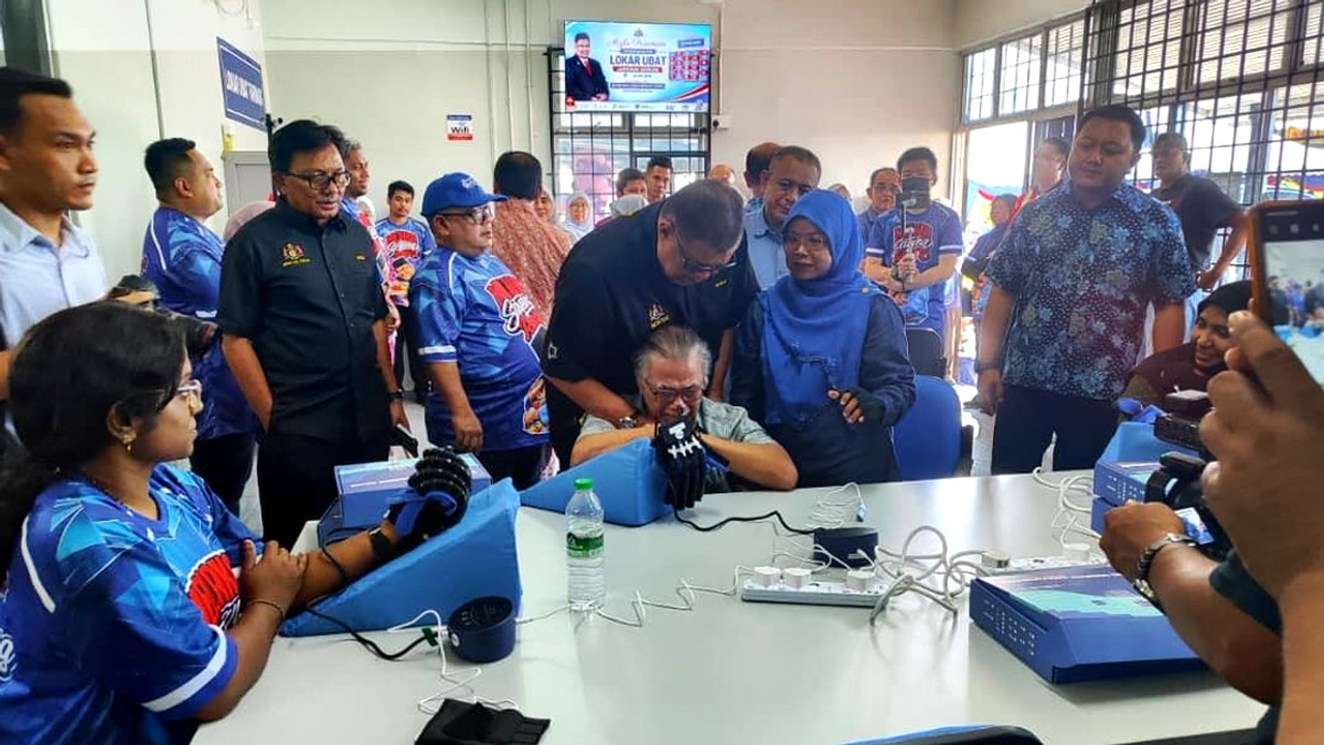 UTeM's MADANI Centre Brings Robotic Rehabilitation to Rural Melaka