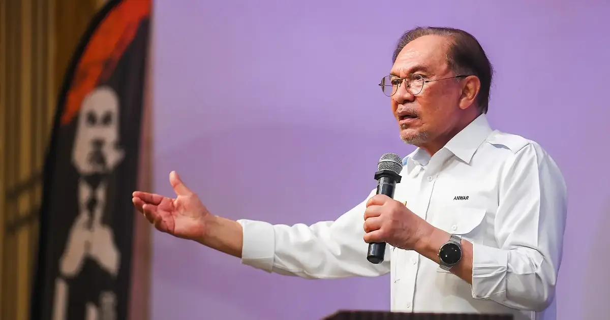 Anwar Claims 'Free Najib' Group Manipulated Johor Election Timing