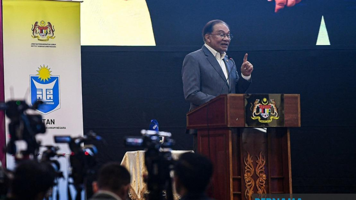 Malaysia Must Forge Own Path, Not Follow Western Blueprint, Says PM Anwar