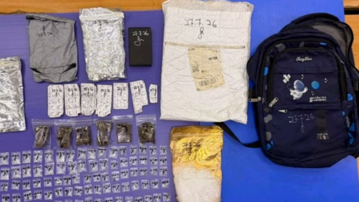 Police Seize Nearly RM100,000 Cash in Felda Tembangau Drug Raid