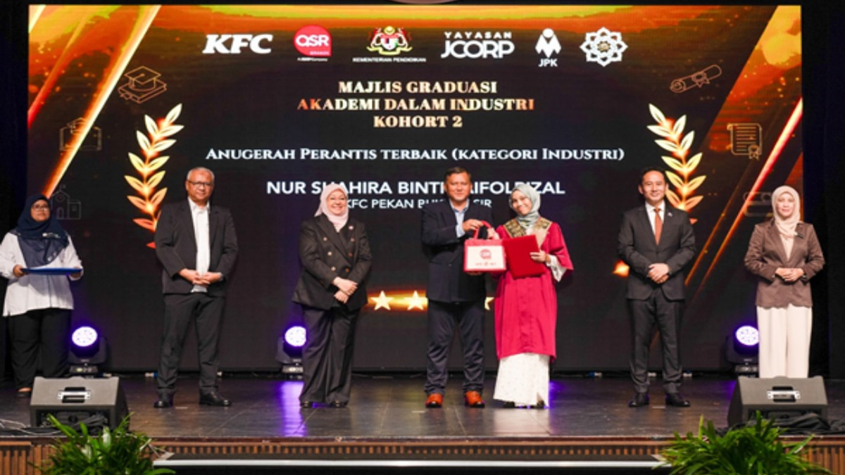 KFC Malaysia and Yayasan JCorp Graduate 37 Skilled Workers Through ADI Programme