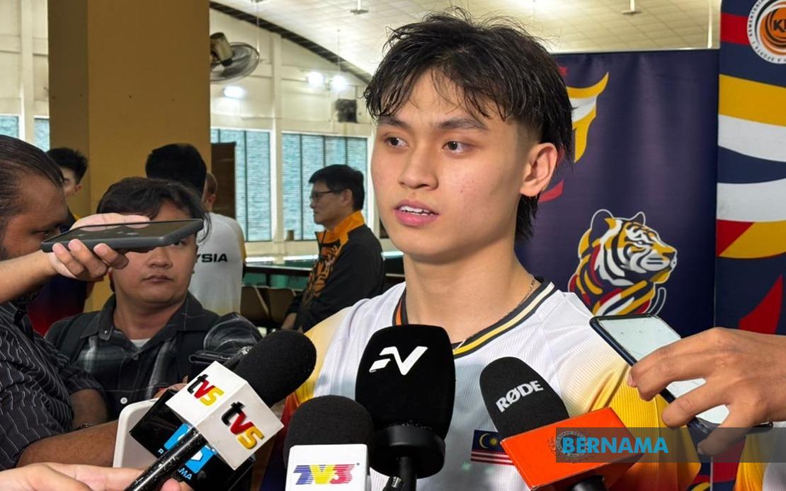 Low Wa Sern Captures First SUKMA Gold in Squash, Credits Mentor Joachim Chuah