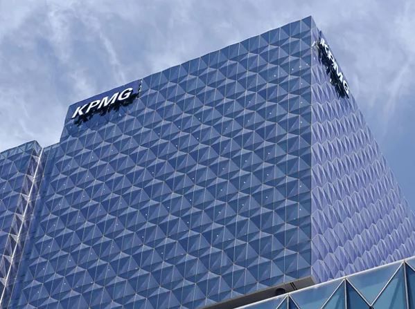KPMG Australia's Chairman and Two Partners Step Down Over Audit Confidentiality Breach
