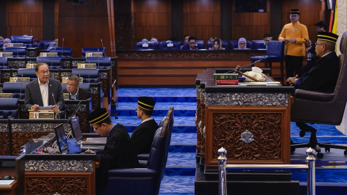 Election Commission to enforce stricter oversight of caretaker governments' financial decisions