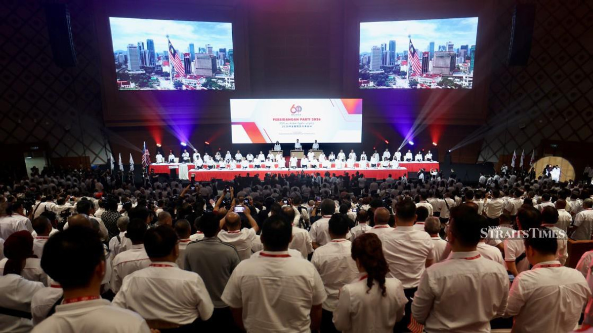 DAP Members Vote Overwhelmingly to Remain Part of Malaysia's Unity Government