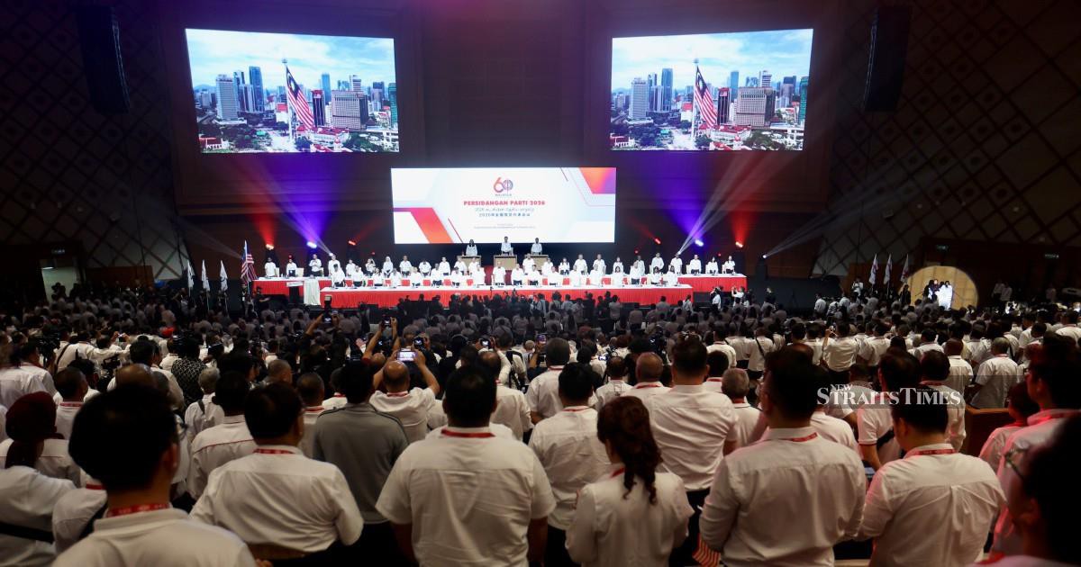 DAP Members Vote Overwhelmingly to Remain Part of Malaysia's Unity Government