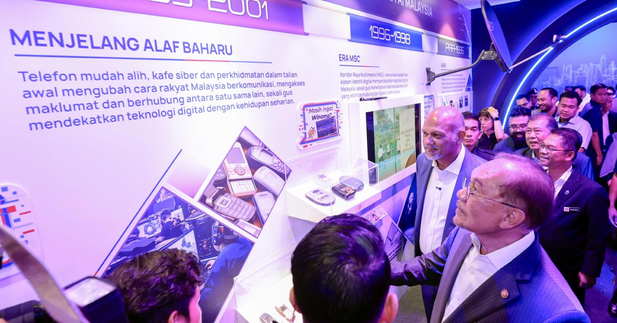 Malaysia's AI ambitions must not create a digital underclass, warns Anwar