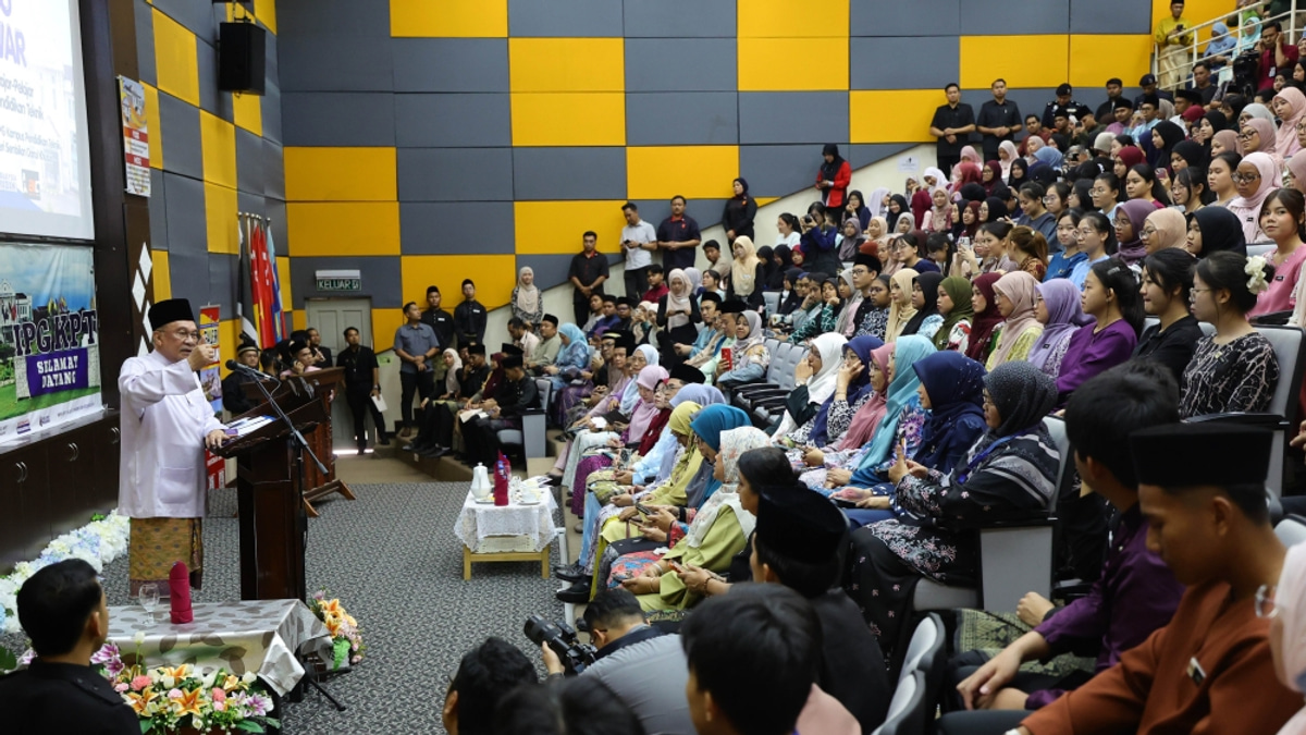 Schools must prioritise bullying victims over institutional reputation, Anwar stresses
