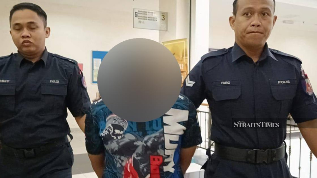 Burger Seller Accused of Raping 12-Year-Old Girl Within Day of Meeting Her