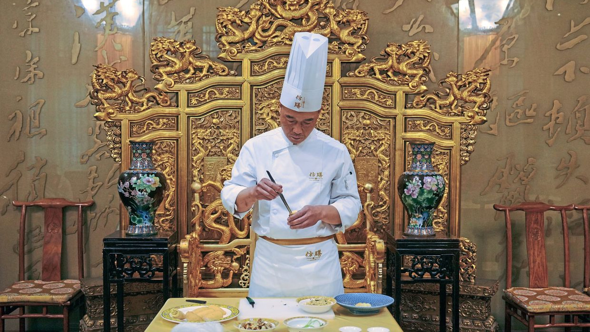 Echoes of the Dragon Throne: How China's Imperial Cuisine Survives in Modern Beijing