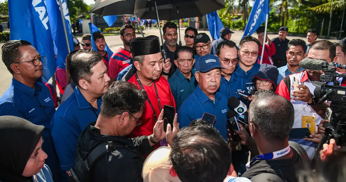 Muhyiddin Eyes Coalition Expansion as PN Positions for State Government Roles