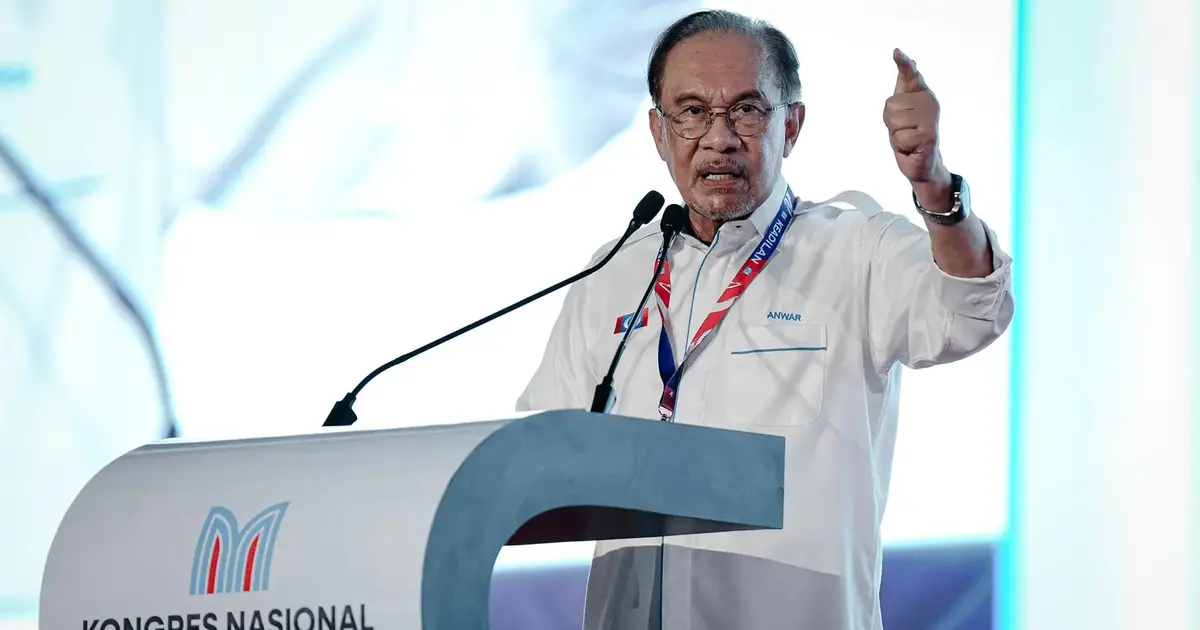 Anwar Pledges Additional RM1 Million to Every Parliamentary Constituency