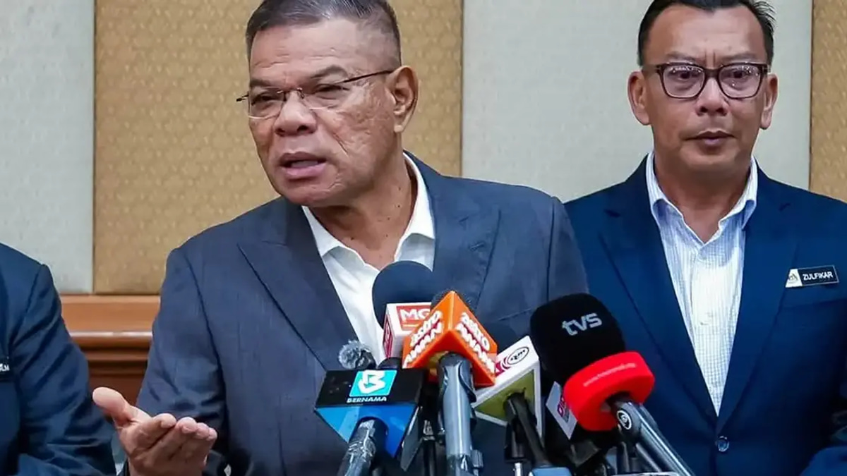 Pakatan Harapan Must Not Compete on Race and Religion, Says Saifuddin