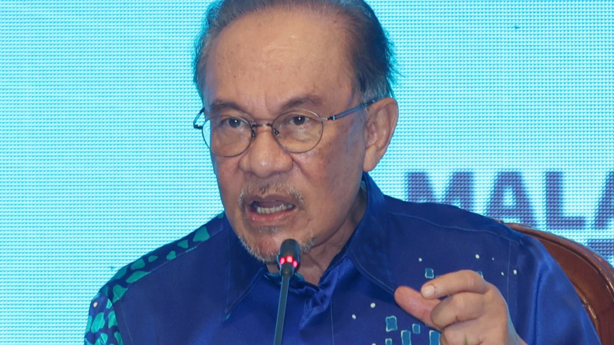 Anwar Defends Reduction in Special Lottery Draws, Citing Opposition to Gambling