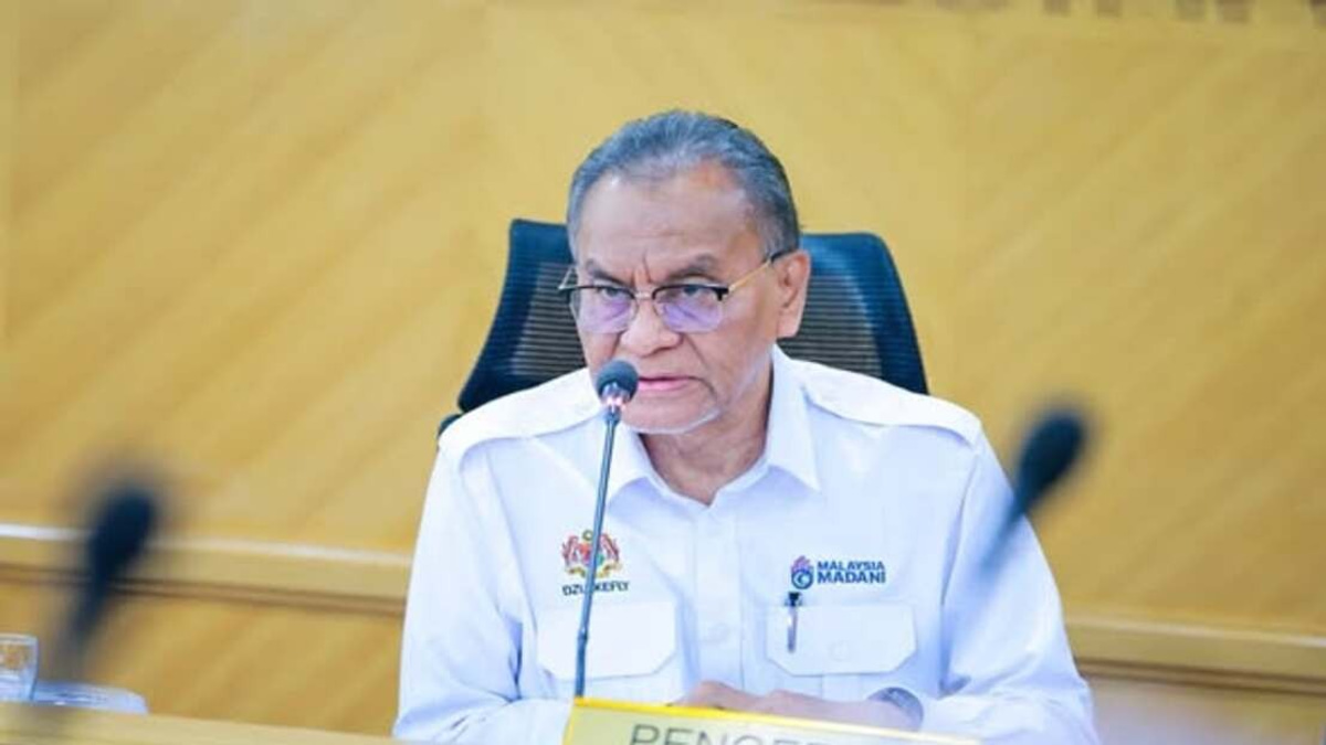 Health Ministry Cracks Down on 1,300 Stalled Projects, Ready to Terminate Contractors