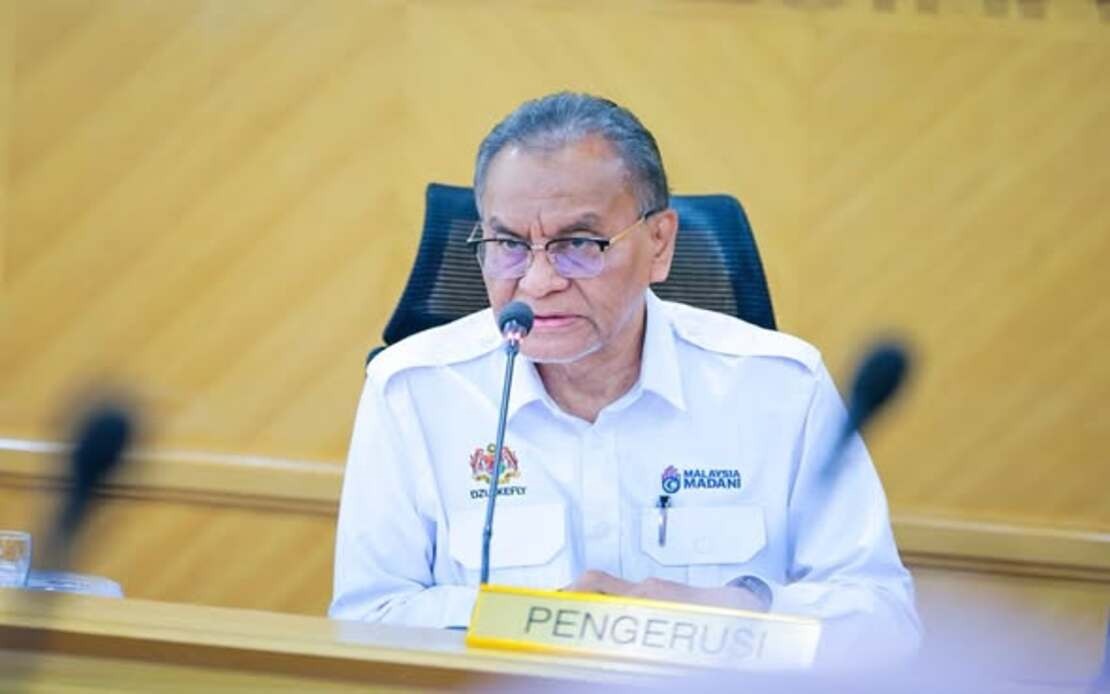 Health Ministry Cracks Down on 1,300 Stalled Projects, Ready to Terminate Contractors