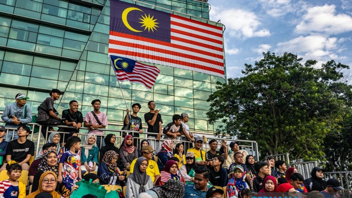 National Day Celebration in Putrajaya Draws Over 100,000 Attendees, Surpassing Official Target