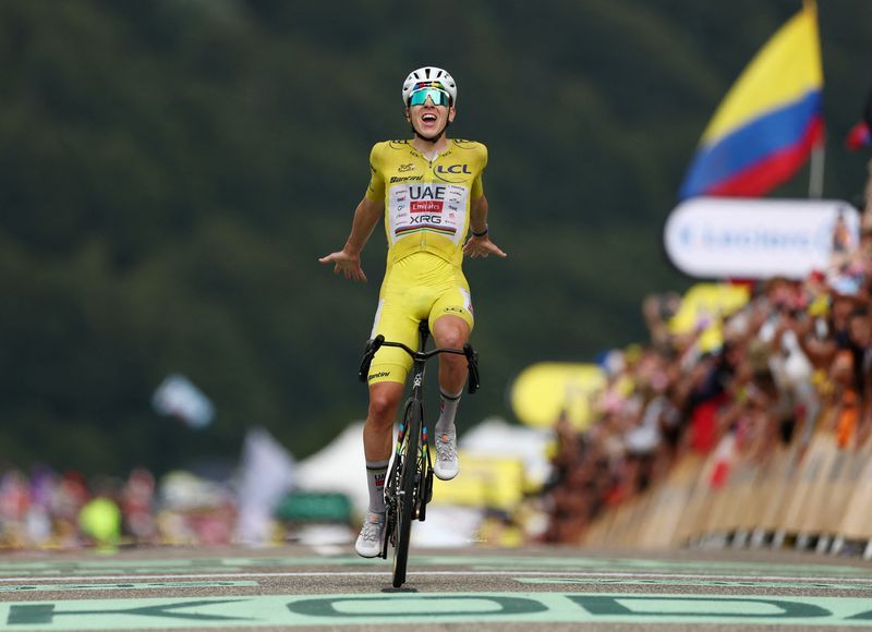 Pogacar surges clear on Col du Haag to extend Tour de France lead