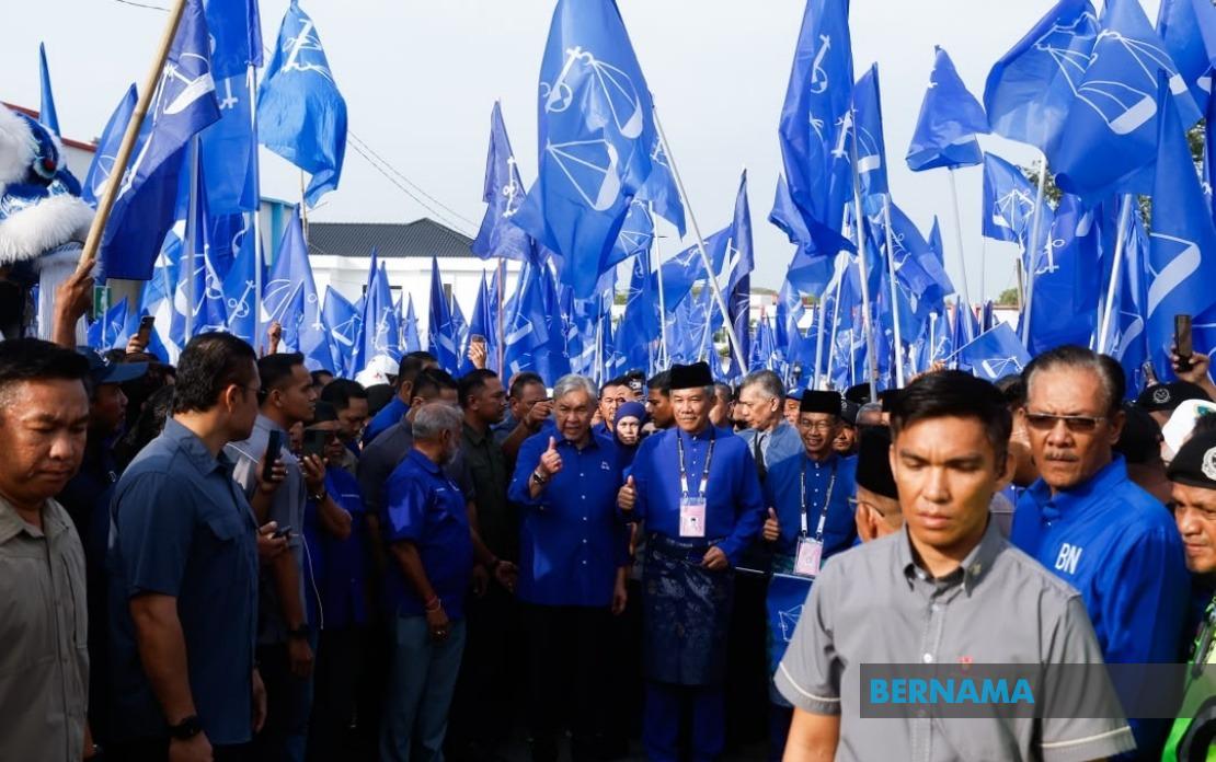 BN Top Brass Lead Candidates Through Negeri Sembilan Nomination Process