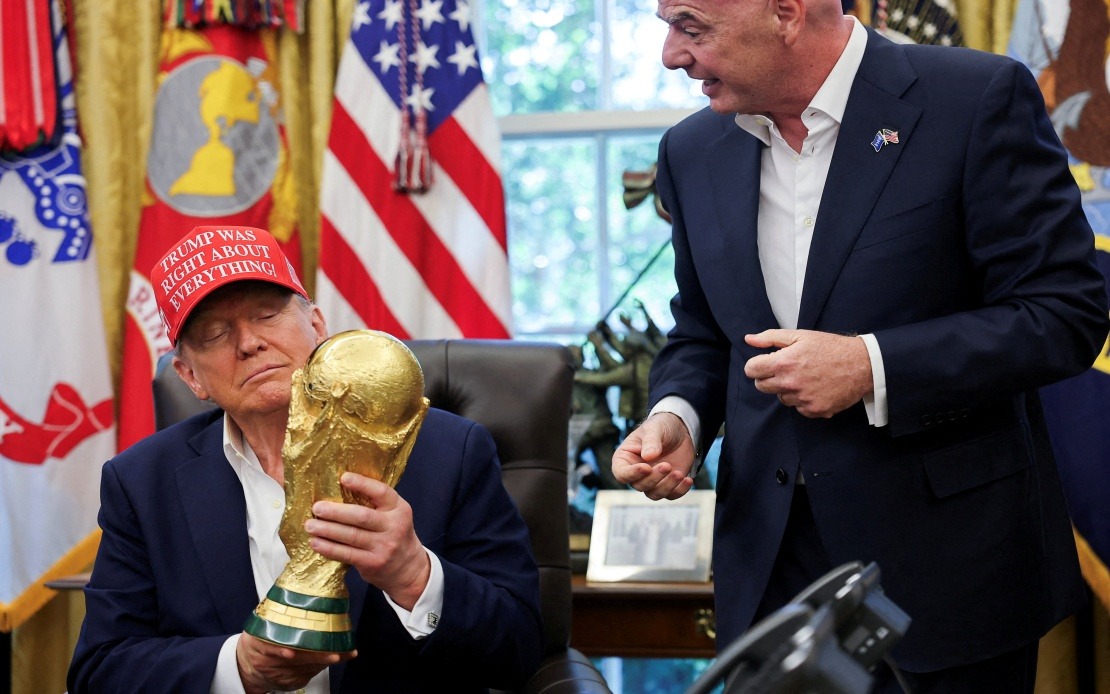 Trump Downplays Spain Tensions After Congratulating World Cup Winners