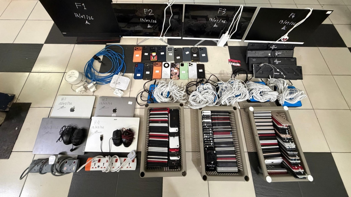 Perak Police Dismantle Major Online Fraud Operation, Detain 18 Chinese Suspects