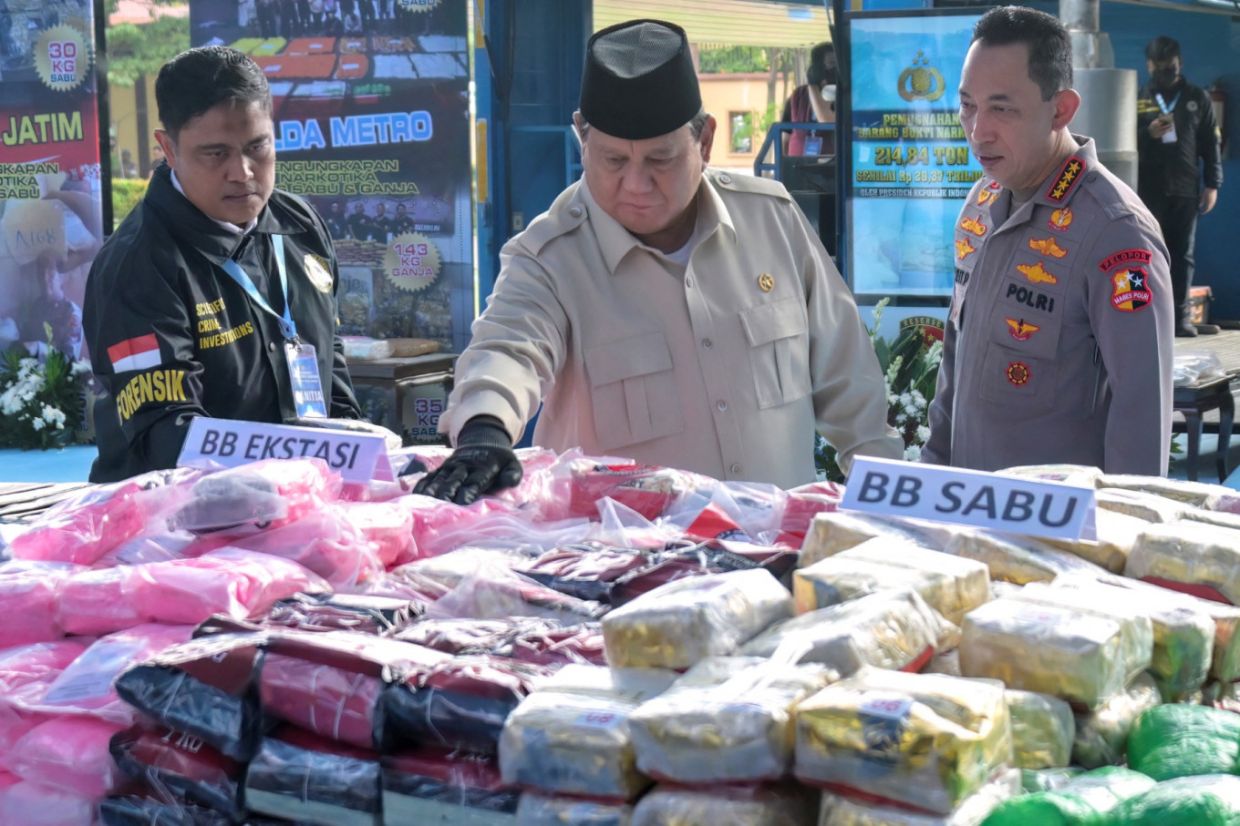Indonesia seizes 2.6 tonnes of liquid methamphetamine in major maritime drug bust