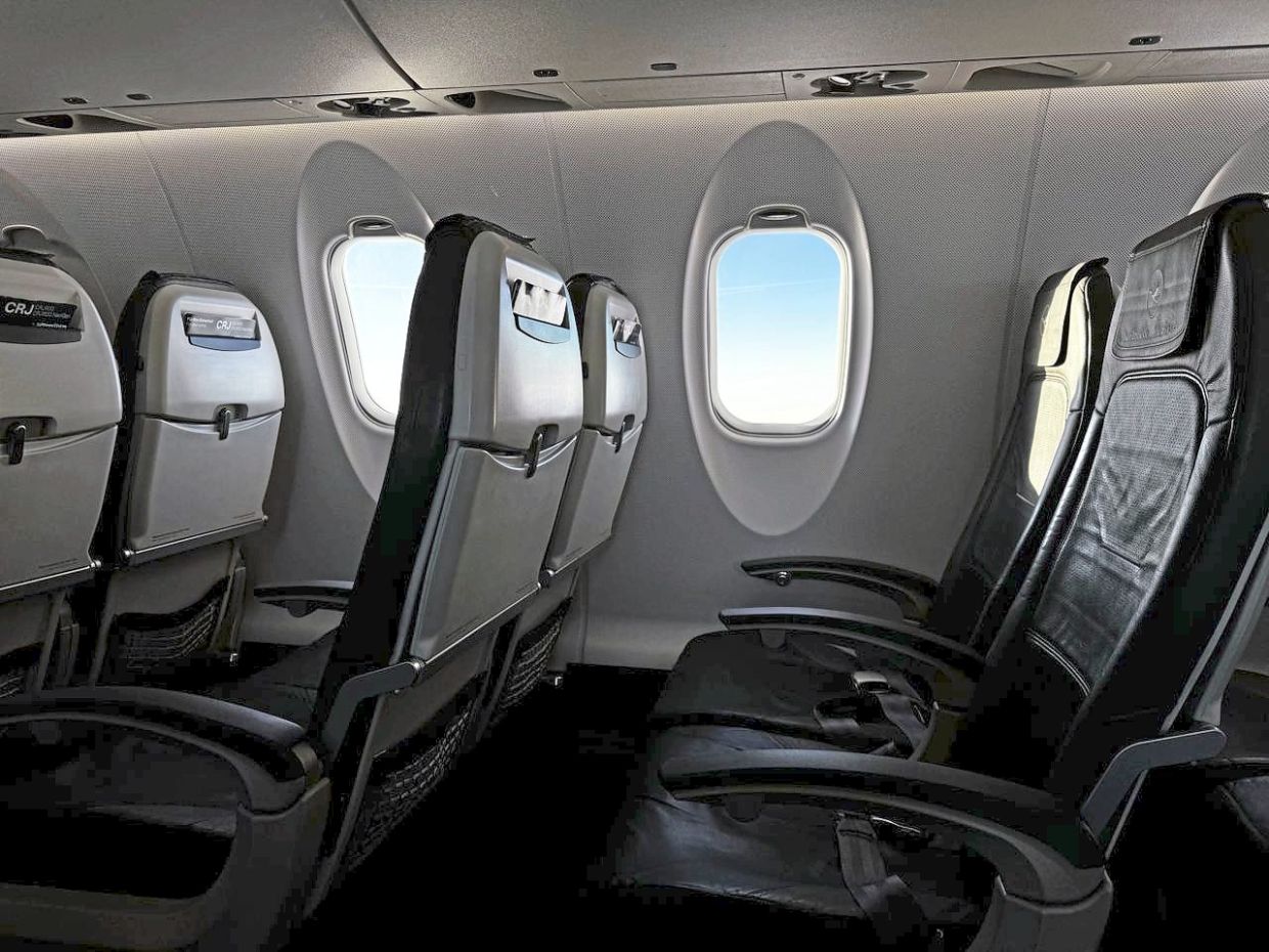 The Widening Sky: US Airlines Double Down on Premium Travel as Economy Class Fades