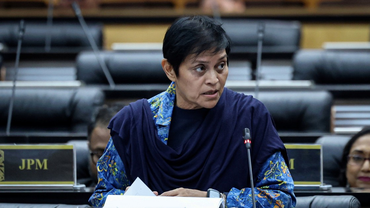 Government Open to RCI on Corporate Mafia Claims, Outcome-Dependent: Azalina