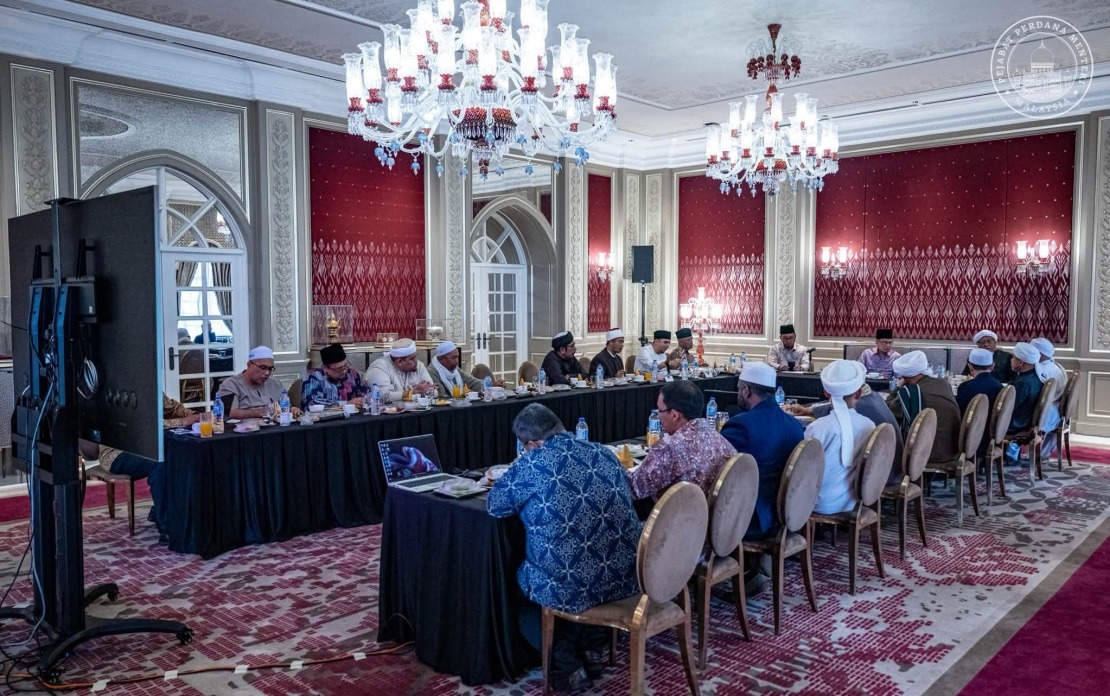 Anwar Emphasises Role of Religious Scholars in Guiding Policy Direction